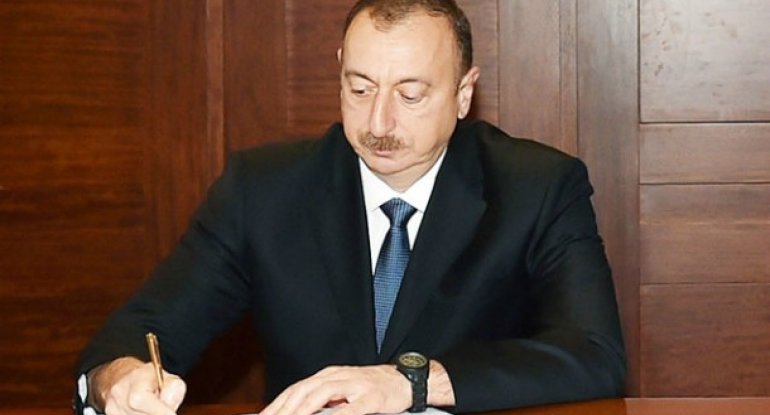 Prezident Oqtay Zülfüqarovun vəfatı ilə bağlı nekroloq imzalayıb