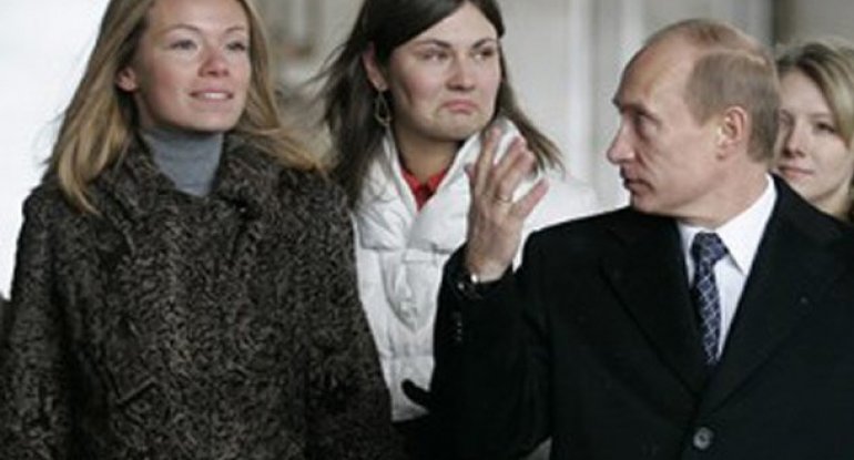Putin qızlarından danışdı