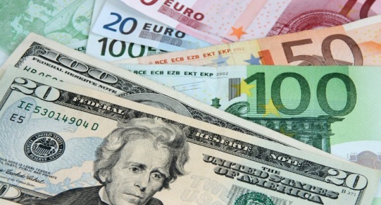 Dollar bu gün neçəyədir?