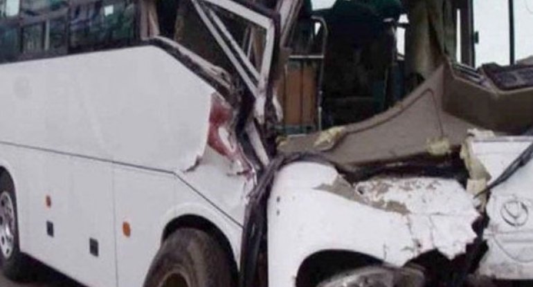 Sudanda avtobuslar qəza törətdi, 27 nəfər öldü