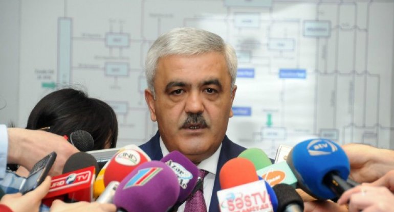 Rövnəq Abdullayev: SOCAR heç bir layihəsindən imtina etməyib