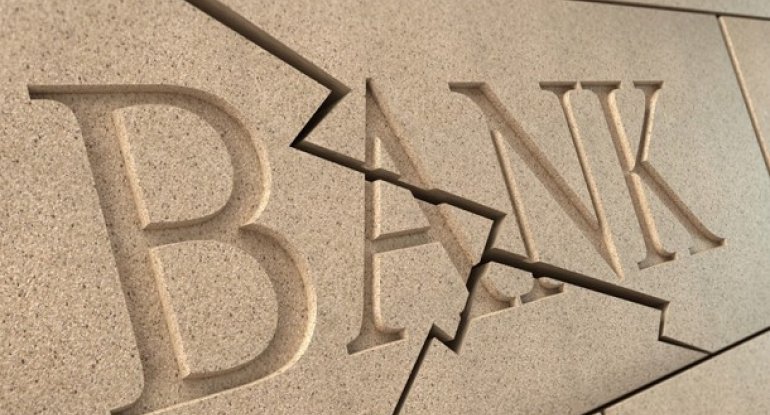 Neftin ucuzlaşması bank sektorunu çökdürə bilər