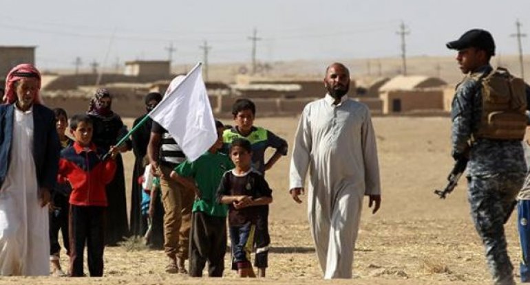 BMT: İŞİD Mosulda 8 min ailədən canlı qalxan kimi istifadə edir
