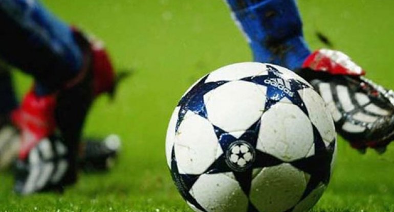 Yunanıstanda bütün futbol yarışları dayandırılıb