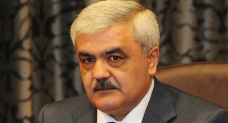 Rövnəq Abdullayev təcili iclas keçirdi