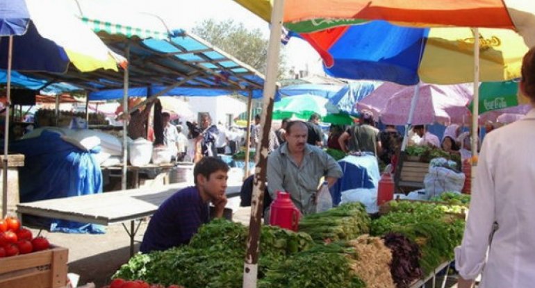 Yarmarkalarda satıcılardan yer pulu alınmayacaq