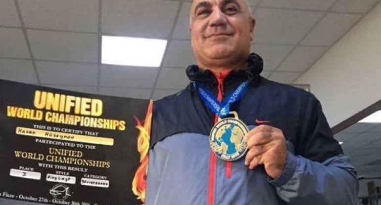 Azərbaycanlı veteran idmançı vətənə iki qızıl medalla qayıdıb