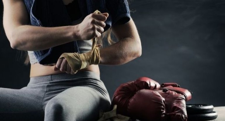 Azərbaycanın iki qadın boksçusu Avropa çempionatının finalına çıxıb