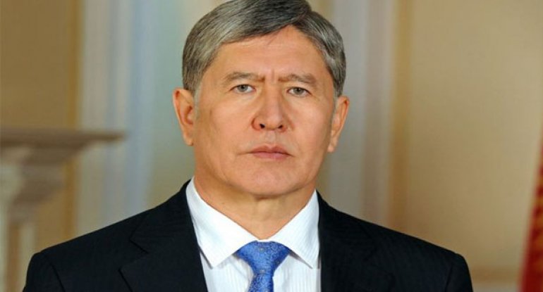 Atambayev prezident postunu təhvil verəcək