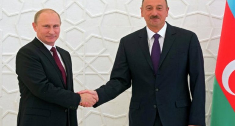 Putin İlham Əliyevi ad günü münasibətilə təbrik edib