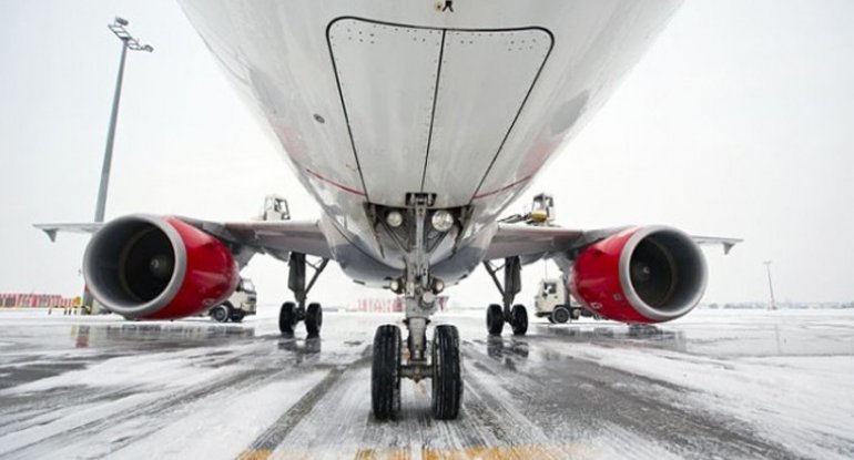 Bakıda aviareyslər təxirə salındı