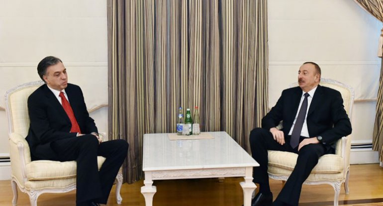 Azərbaycan Prezidenti monteneqrolu həmkarı ilə görüşdü