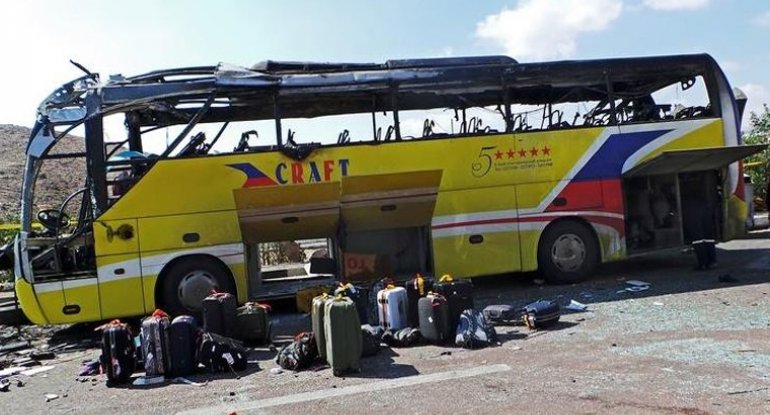 Misirdə zəvvarları daşıyan avtobusa hücum edildi