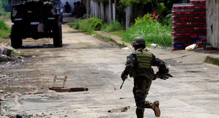 Filippin ordusunun səhv zərbəsi 10 nəfərin ölümünə səbəb oldu