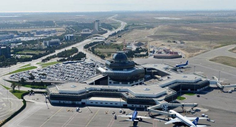 Moskva aeroportlarından Bakıya uçan təyyarə reysləri gecikəcəkmi?