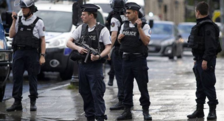 Parisdə erməni insanlara terror həyəcanı yaşatdı
