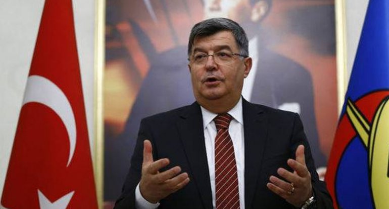 Türkiyəli general: “İki yaşlı körpənin öldürülməsi insanlığa qarşı cinayətdir”