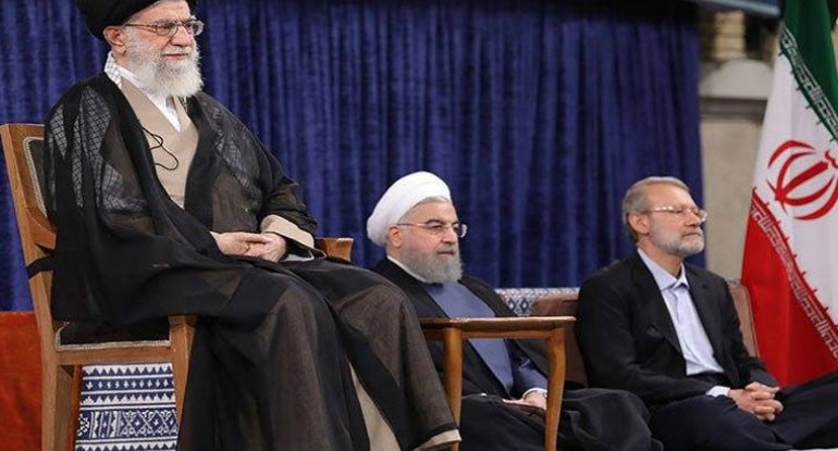 İranda bardaş qurma və ya stul demokratiyası