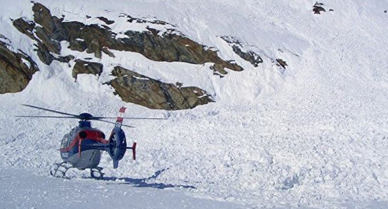 Avstriyada Alp dağlarında 5 alpinist ölüb