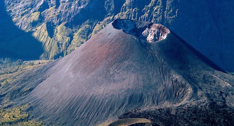 Bali adasında vulkan təhlükəsi