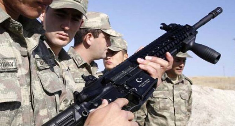 Türkiyə ordusu milli istehsal avtomatlarla təchiz edildi