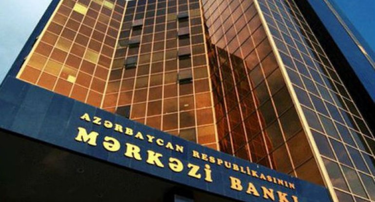 Azərbaycanda xarici valyutada banklararası kreditlər bahalaşıb