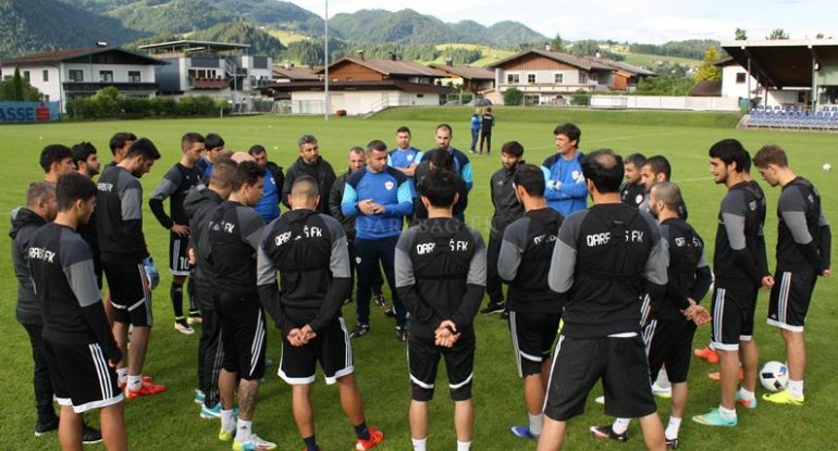 “Qarabağ” - “Mladost” oyununun başlamasına