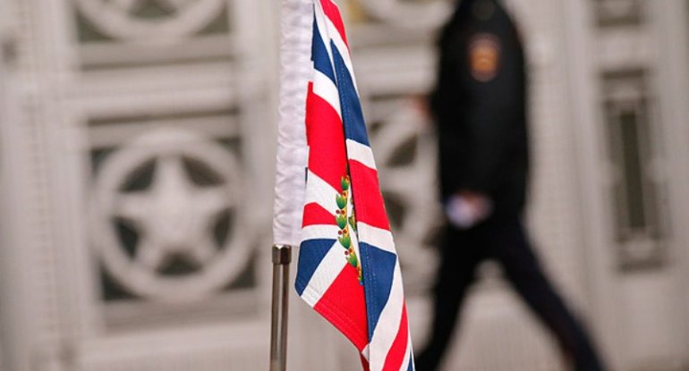 Rusiyanın “arzuolunmaz şəxs” elan etdiyi britaniyalı diplomatlar ölkədən çıxarıldı