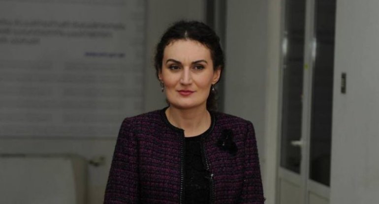 Gürcüstanda nazir maşını məktəblini vurdu