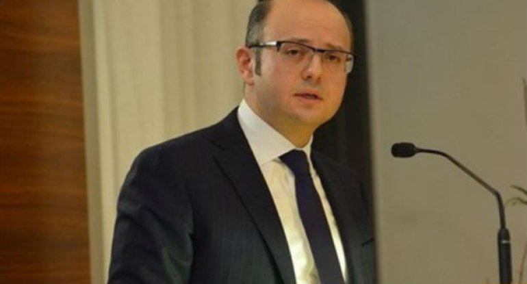 Nazir Robert Sekutanı  qəbul etdi