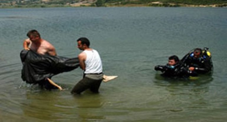 Körpüdən özünü Girdiman çayına atdı