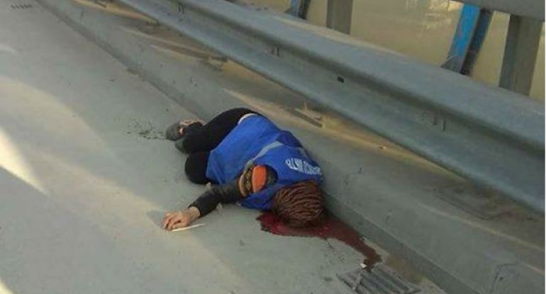Bakıda süpürgəçi qadını maşın vurub öldürdü