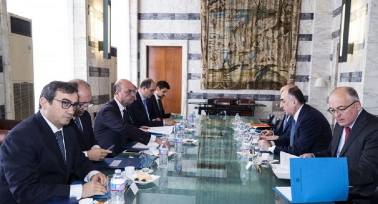 Elmar Məmmədyarov ATƏT sədri ilə görüşüb