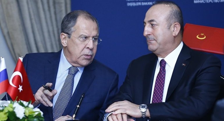 Lavrov və Çavuşoğlu telefonla danışıb