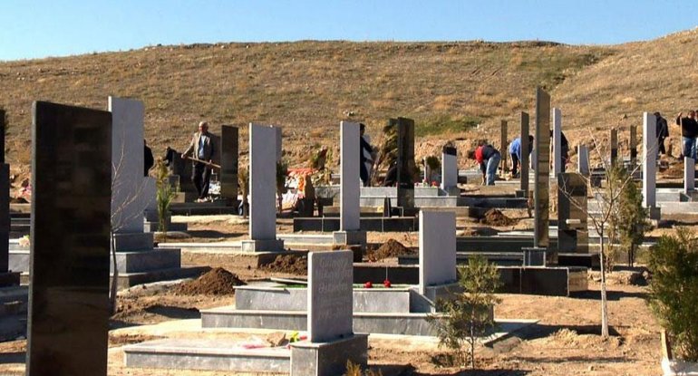 Bakıda dəfn üçün əvvəldən yerin ayrılması qadağan olunub
