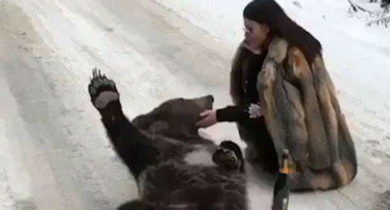Bu foto sosial şəbəkəni alt-üst etdi