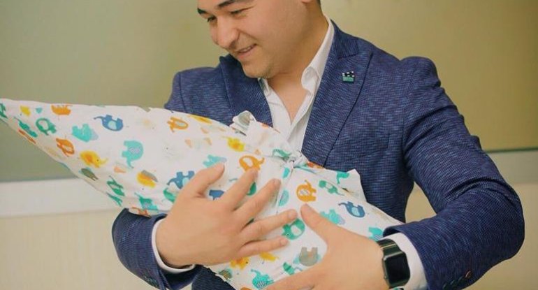 İlkin Həsəninin övladı ilə ilk