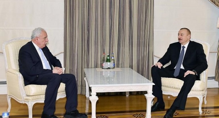 İlham Əliyev Fələstinin xarici işlər nazirini qəbul etdi