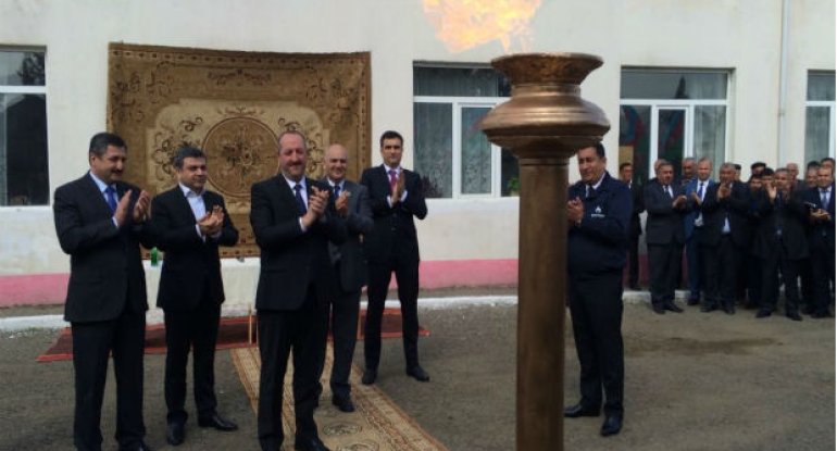 Azərbaycanda daha bir yaşayış məntəqəsinə qaz verildi