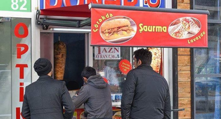 1 manatlıq “dönər+ayran”nın keyfiyyətinə kim zəmanət verir...