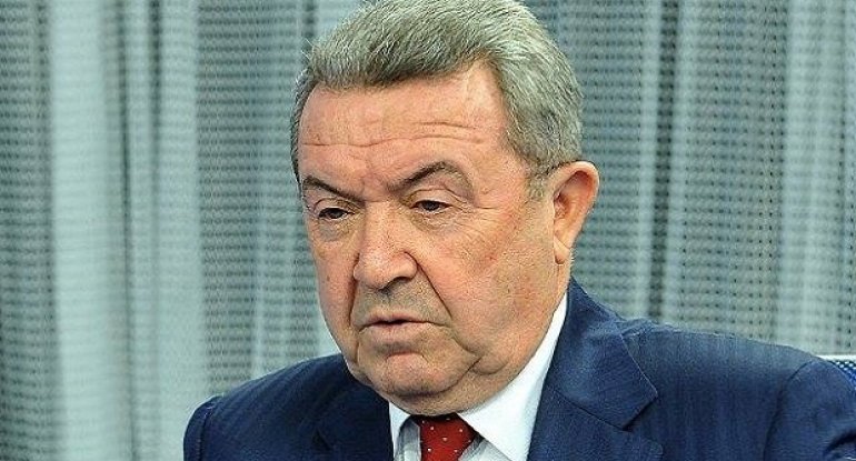 “Normal insan söyüş söyməz”