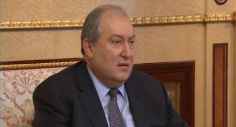 Ermənistanın yeni prezidenti işə başladı