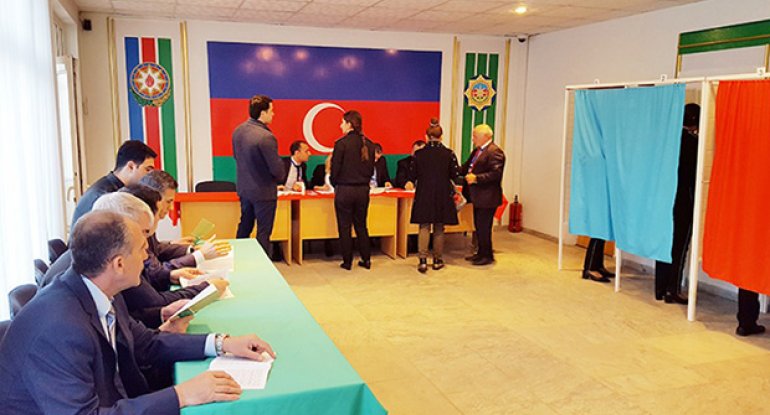 DTX-nin hərbi qulluqçuları prezident seçkilərində fəal iştirak ediblər