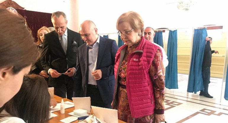 Ramiz Mehdiyevin həyat yoldaşı səs verdi