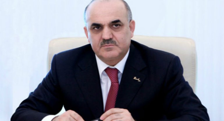 Səlim Müslümov Prezident seçkilərində səs verdi