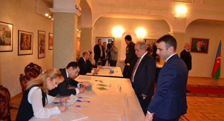 Azərbaycanın Rusiyadakı səfirliyində səsvermə başlayıb