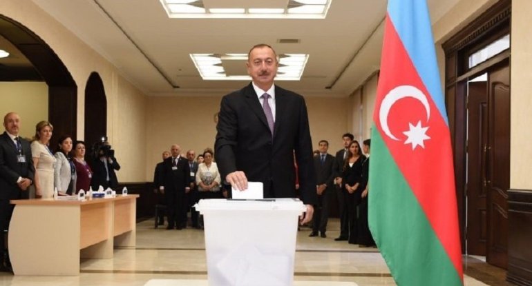Azərbaycan prezidenti və ailə üzvləri səs verdi