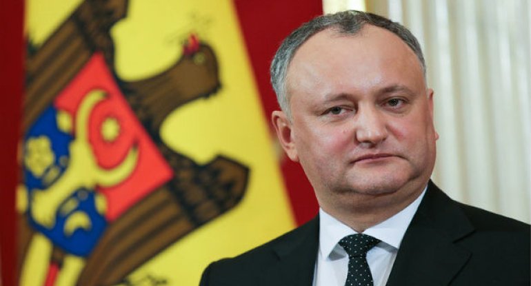 İqor Dodon İlham Əliyevi prezident seçkilərindəki qələbəsinə görə təbrik etdi