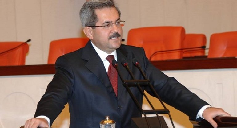 Türkiyəli deputat prezident İlham Əliyevi belə təbrik etdi