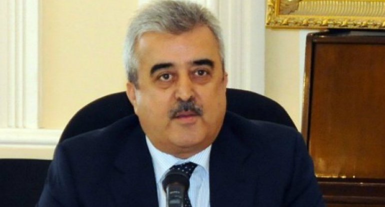 Etibar Məmmədov: “Novruz Məmmədov hökumətin ən təmiz məmurlarındandır”